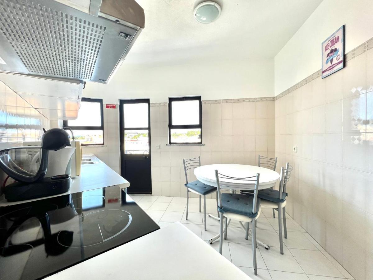 Loky - Near Quarteira Center Apartment ภายนอก รูปภาพ