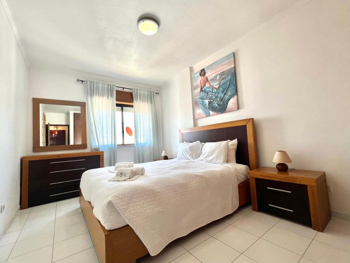 Loky - Near Quarteira Center Apartment ภายนอก รูปภาพ