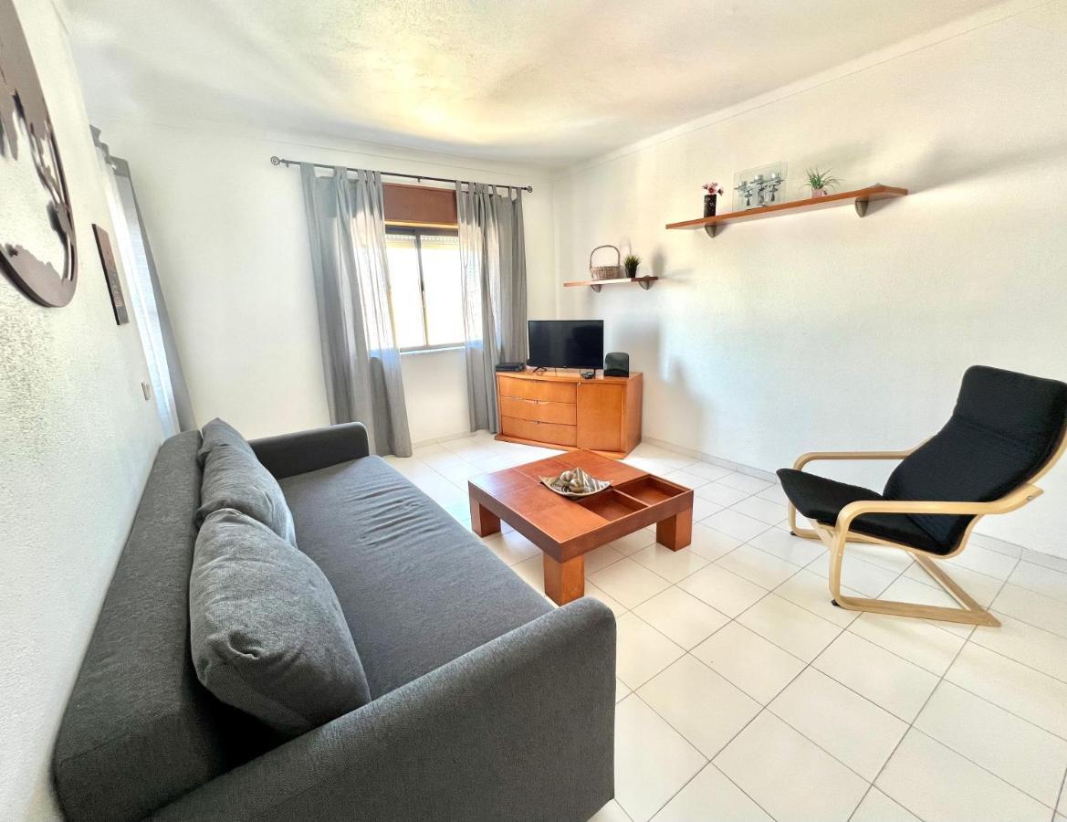 Loky - Near Quarteira Center Apartment ภายนอก รูปภาพ